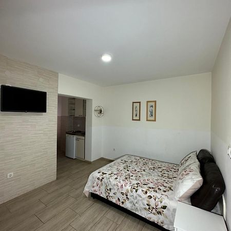 Apartmani Simona บุดวา ภายนอก รูปภาพ