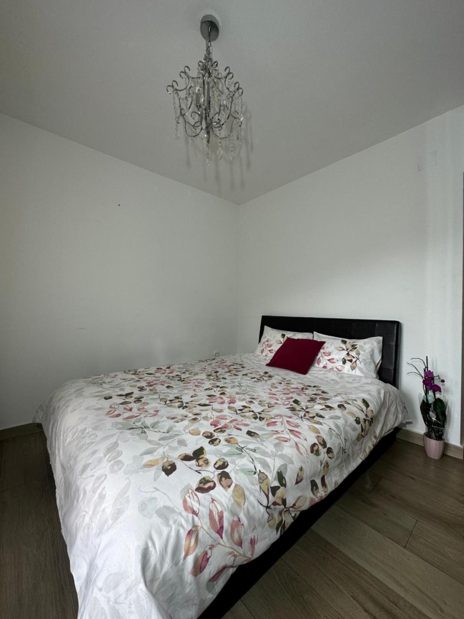 Apartmani Simona บุดวา ภายนอก รูปภาพ